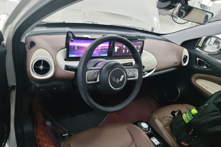Used Wuling Bingo 2023 333 km Lingxi Connected+ Version Center Console