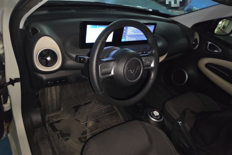 Used Wuling Bingo 2023 333 km Fast-Share Version Center Console