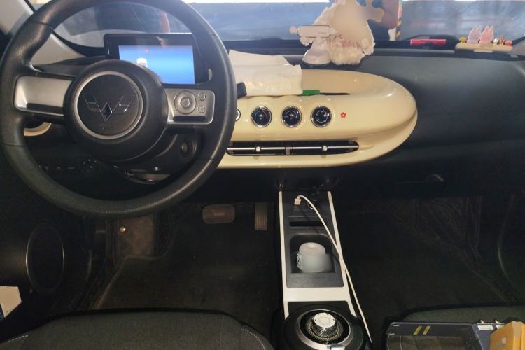 Used Wuling Bingo 2023 203km Light Edition Center Console