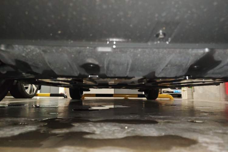 Used Wuling Bingo 2023 410 km Lingxi Deluxe Edition Chassis Front