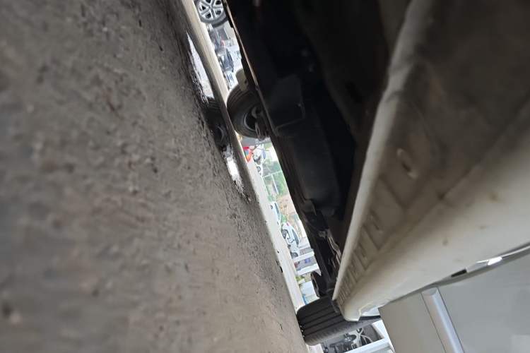 Used Wuling Bingo 2023 203km Light Edition Chassis Front Left