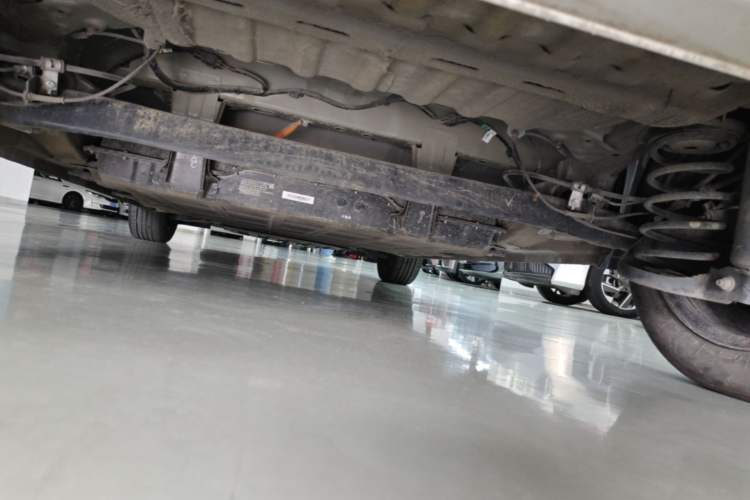 Used Wuling Bingo 2023 410 km Lingxi Deluxe Edition Chassis Rear