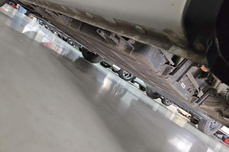 Used Wuling Bingo 2023 410 km Lingxi Deluxe Edition Chassis Rear Left