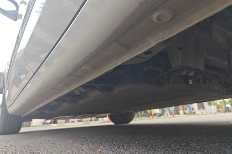 Used Wuling Bingo 2023 333 km Lingxi Connected Version Chassis Rear Left