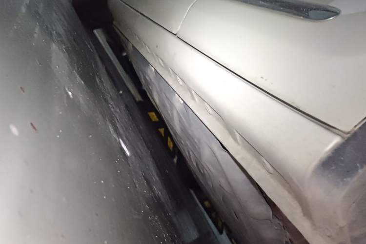 Used Wuling Bingo 2023 333 km Lingxi Connected Version Chassis Rear Left