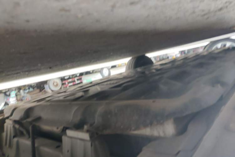 Used Wuling Bingo 2023 333 km Lingxi Connected Version Chassis Rear Left