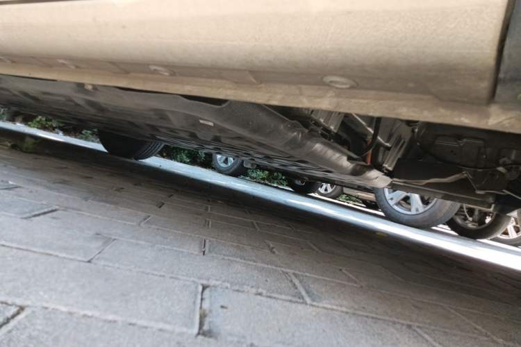 Used Wuling Bingo 2023 333 km Lingxi Connected Version Chassis Rear Left