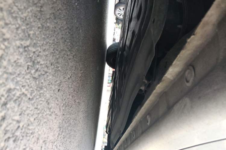 Used Wuling Bingo 2023 410 km Lingxi Deluxe Edition Chassis Rear Right