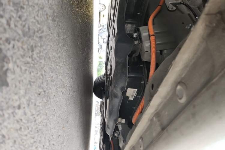 Used Wuling Bingo 2023 203km Comfort Edition Chassis Rear Right