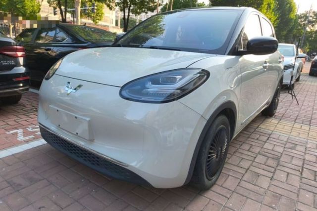 Used Wuling Bingo 2023 333 km Lingxi Connected Version