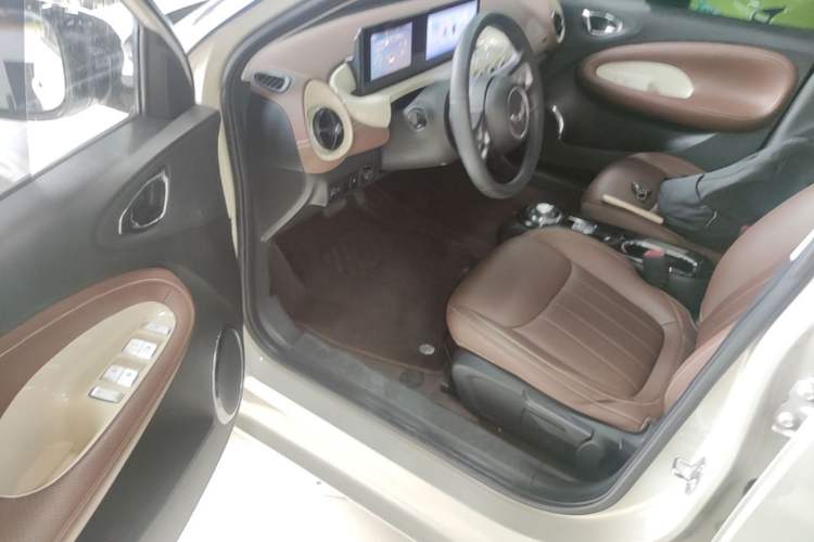 Used Wuling Bingo 2023 333 km Enjoyment Version Driver Seat