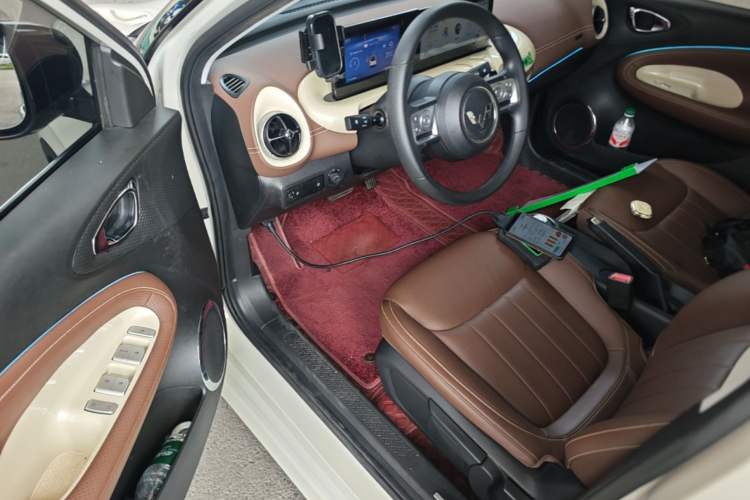 Used Wuling Bingo 2023 203km Comfort Edition Driver Seat