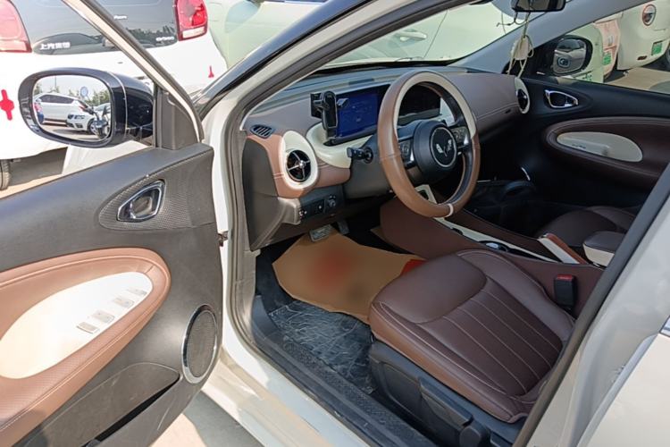 Used Wuling Bingo 2023 203km Comfort Edition Driver Seat