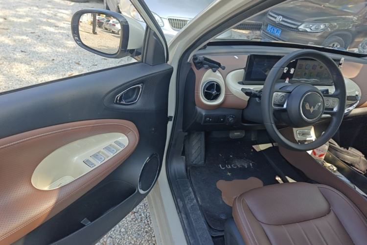 Used Wuling Bingo 2023 203km Comfort Edition Driver Seat