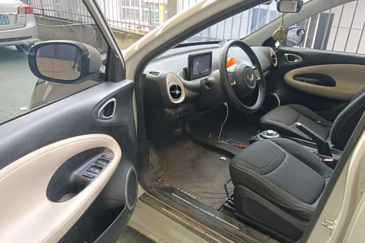 Used Wuling Bingo 2023 203km Light Edition Driver Seat
