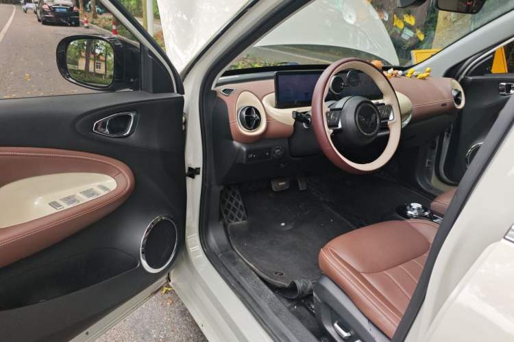 Used Wuling Bingo 2023 333 km Lingxi Connected Version Driver Seat