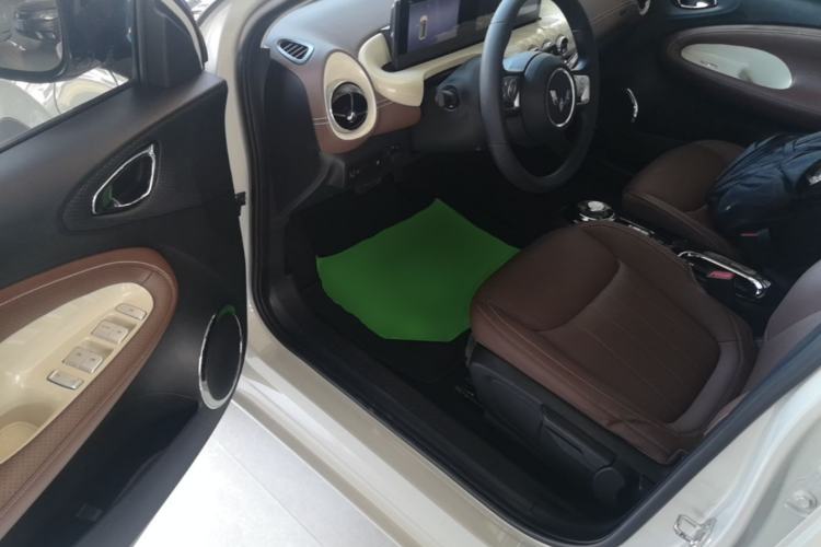 Used Wuling Bingo 2023 333 km Enjoyment Version Driver Seat