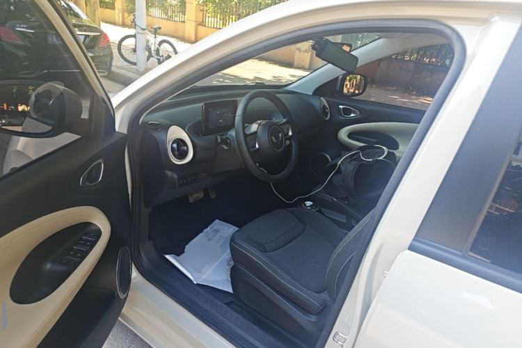 Used Wuling Bingo 2023 203km Comfort Edition Driver Seat