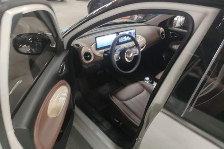 Used Wuling Bingo 2023 333 km Lingxi Connected Version Driver Seat