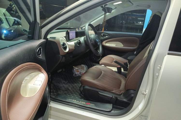 Used Wuling Bingo 2023 203km Comfort Edition Driver Seat