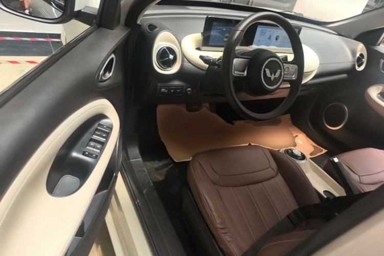 Used Wuling Bingo 2023 203km Light Edition Driver Seat