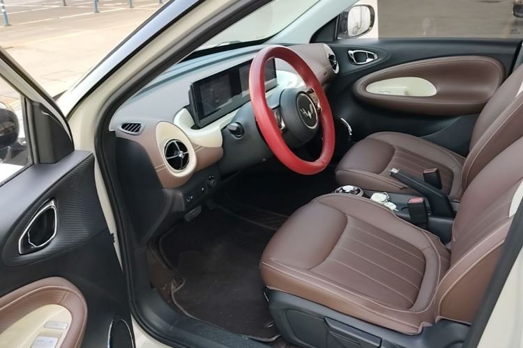 Used Wuling Bingo 2023 203km Comfort Edition Driver Seat