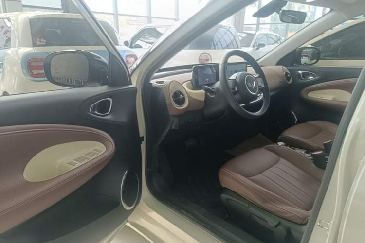 Used Wuling Bingo 2023 333 km Enjoyment Version Driver Seat