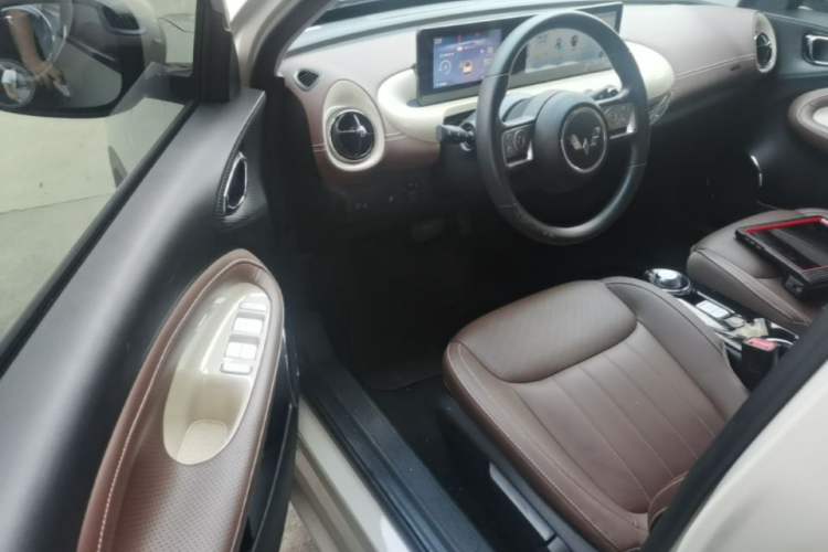 Used Wuling Bingo 2023 333 km Enjoyment Version Driver Seat