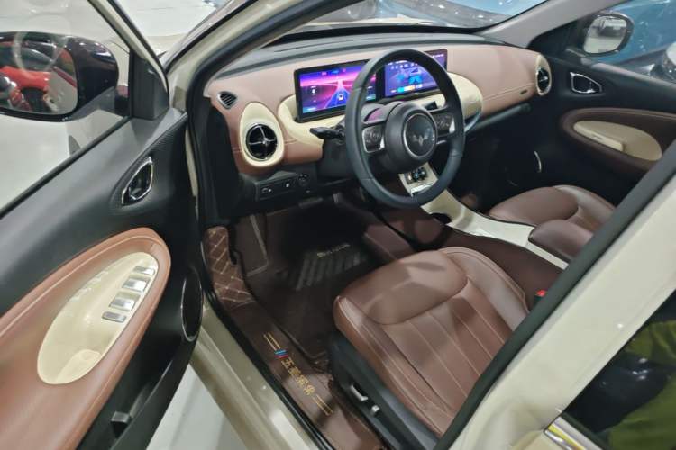 Used Wuling Bingo 2023 333 km Lingxi Connected+ Version Driver Seat