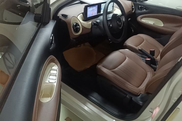 Used Wuling Bingo 2023 203km Comfort Edition Driver Seat
