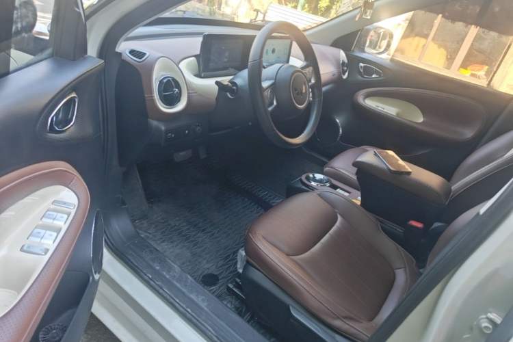 Used Wuling Bingo 2023 333 km Enjoyment Version Driver Seat