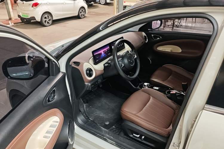 Used Wuling Bingo 2023 333 km Lingxi Connected Version Driver Seat