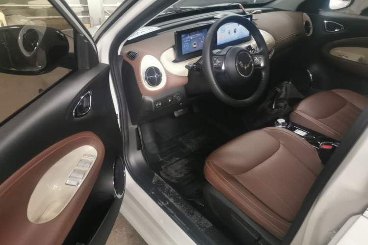 Used Wuling Bingo 2023 333 km Enjoyment Version Driver Seat