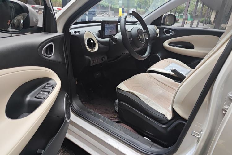 Used Wuling Bingo 2023 203km Light Edition Driver Seat