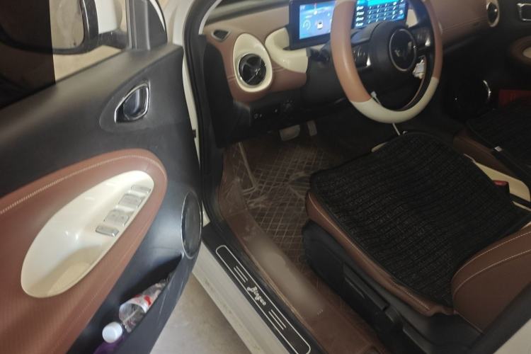 Used Wuling Bingo 2023 203km Comfort Edition Driver Seat