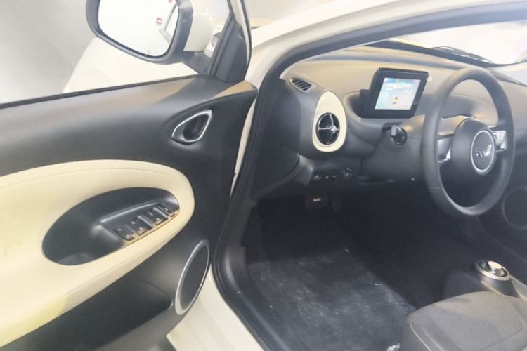 Used Wuling Bingo 2023 203km Light Edition Driver Seat