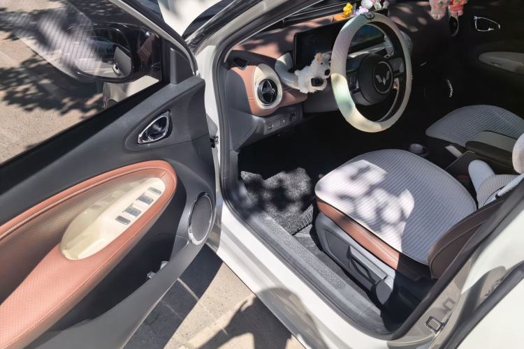 Used Wuling Bingo 2023 203km Comfort Edition Driver Seat