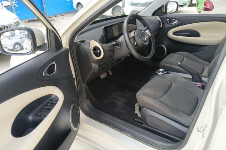 Used Wuling Bingo 2023 333 km Enjoyment Version Driver Seat