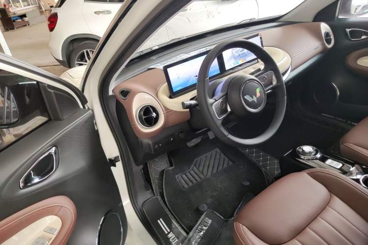 Used Wuling Bingo 2023 333 km Lingxi Connected+ Version Driver Seat