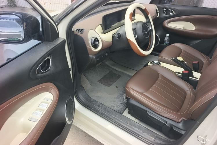 Used Wuling Bingo 2023 203km Comfort Edition Driver Seat