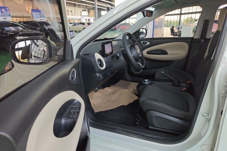 Used Wuling Bingo 2023 203km Light Edition Driver Seat