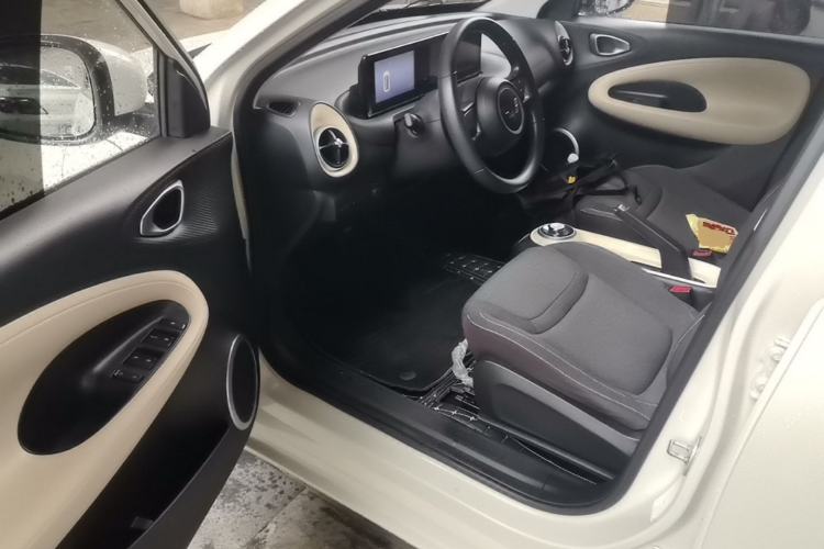 Used Wuling Bingo 2023 333 km Fast-Share Version Driver Seat