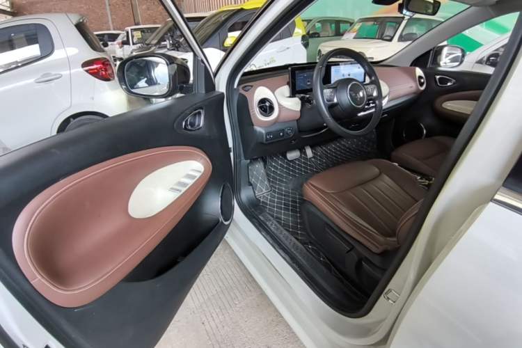 Used Wuling Bingo 2023 333km Enjoy+ Version Driver Seat