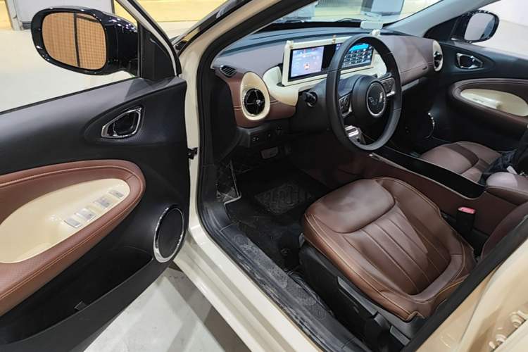 Used Wuling Bingo 2023 333km Enjoy+ Version Driver Seat
