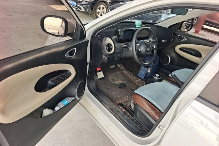 Used Wuling Bingo 2023 333 km Fast-Share Version Driver Seat