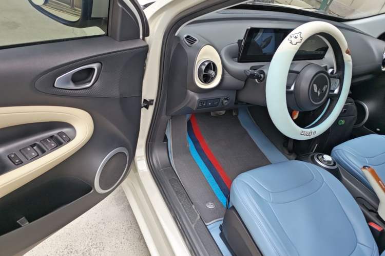 Used Wuling Bingo 2023 203km Light Edition Driver Seat