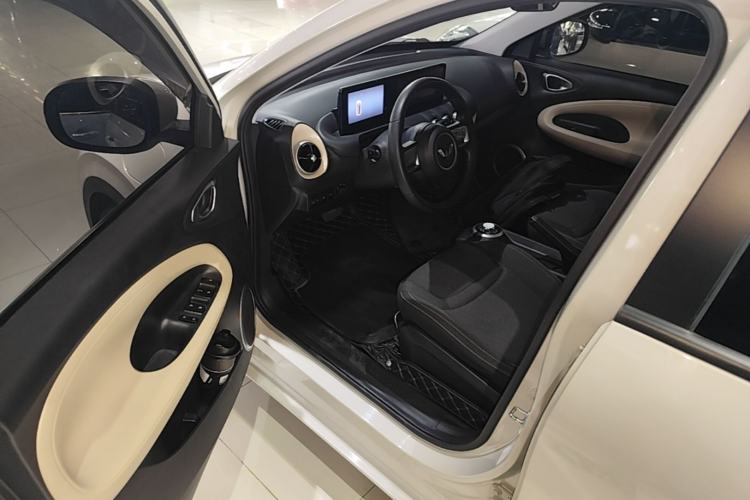 Used Wuling Bingo 2023 333 km Fast-Share Version Driver Seat