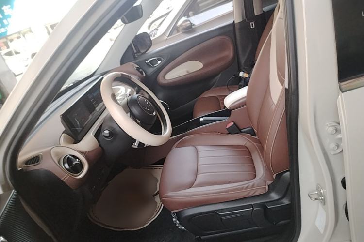 Used Wuling Bingo 2023 203km Comfort Edition Driver Seat