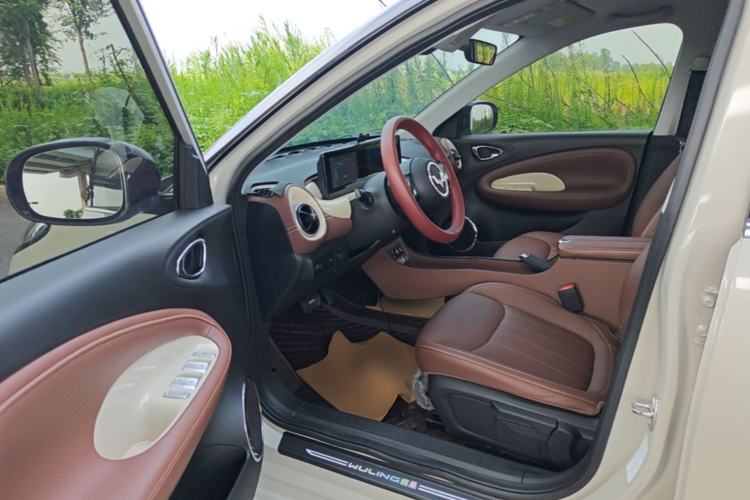 Used Wuling Bingo 2023 203km Comfort Edition Driver Seat