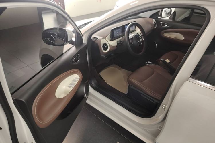 Used Wuling Bingo 2023 203km Comfort Edition Driver Seat